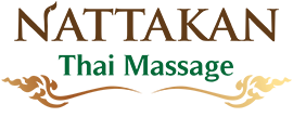 Logo của tiệm Nattakan Thai Massage với tên cách điệu màu nâu và xanh lá cây.